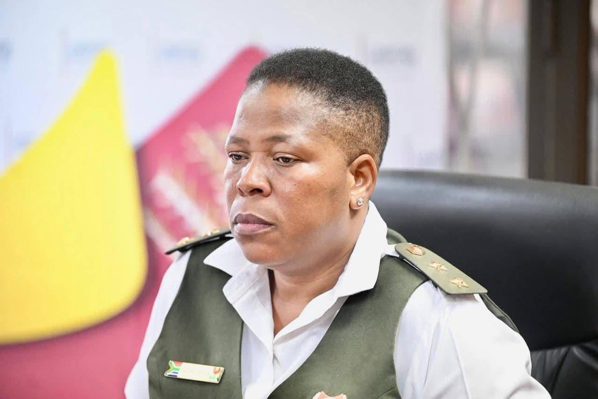 SAPoliceService's tweet image. #sapsLIM MEC for Transport &amp;amp; #CommunitySafety, Ms Violet Mathye, today led a delegation to brief the Portfolio Committee at Parliamentary Village.

The Committee, chaired by Hon Kedinone Lebea, received the Department’s 2025/2026 2nd &amp;amp; 3rd quarter reports.

GAAL, SAPS, led by Lt