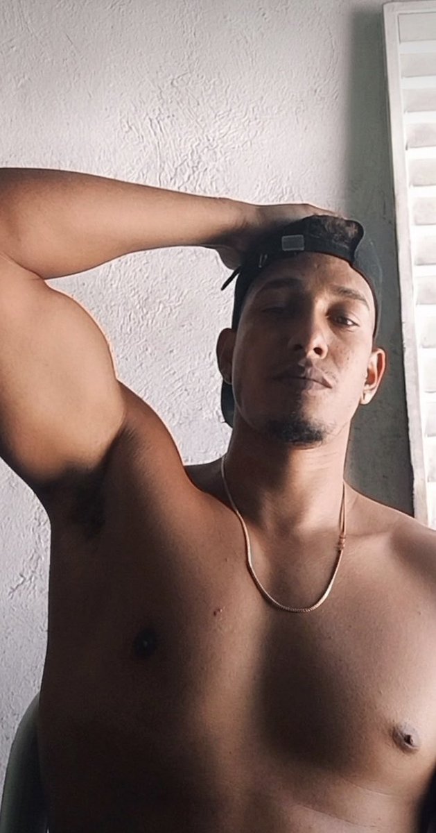 Carlos tweet media