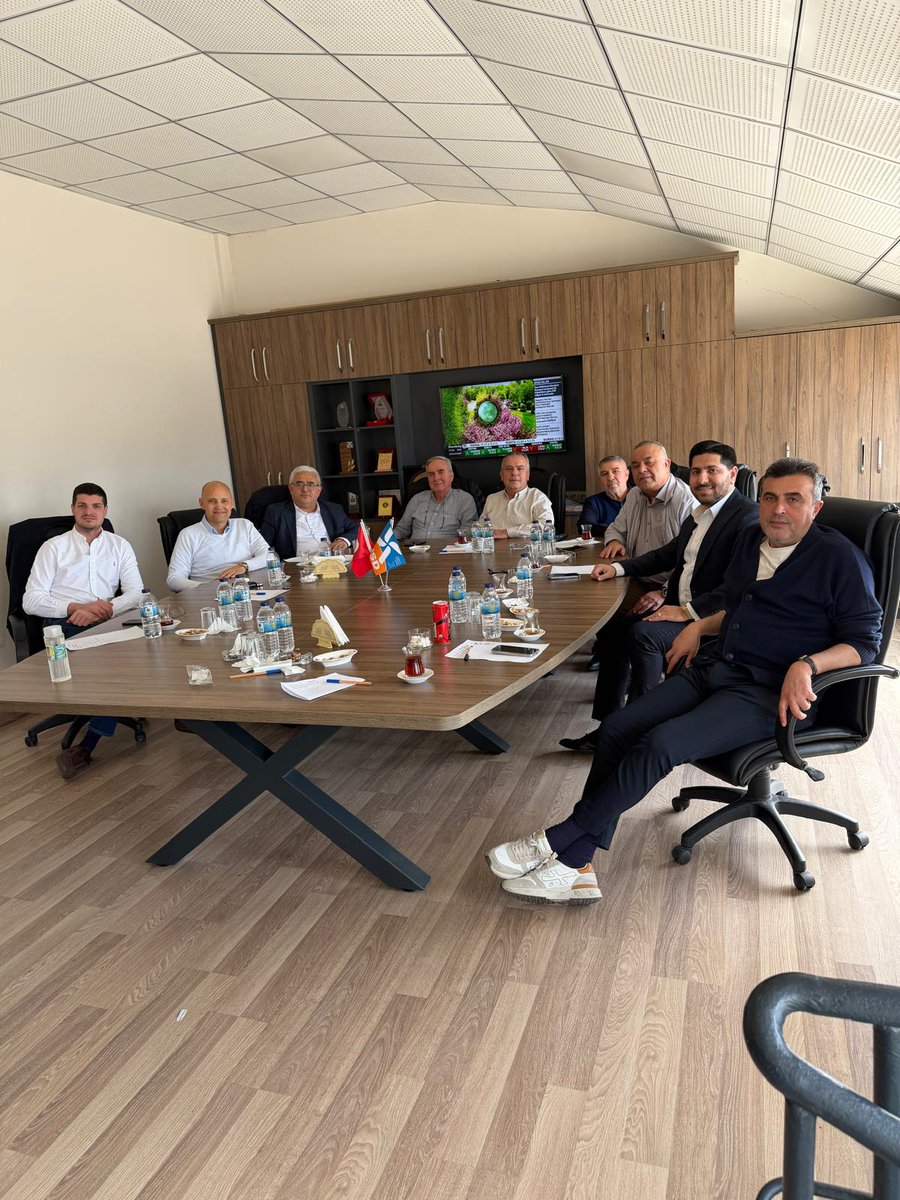 AusdAnkara's tweet photo. Aylık olağan Yönetim Kurulu toplantımız 14 Nisan Salı tarinde dernek merkezimizde gerçekleştirildi https://t.co/Cjg9hmoval