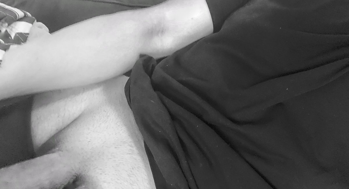 👽 alienlovesongz tweet media