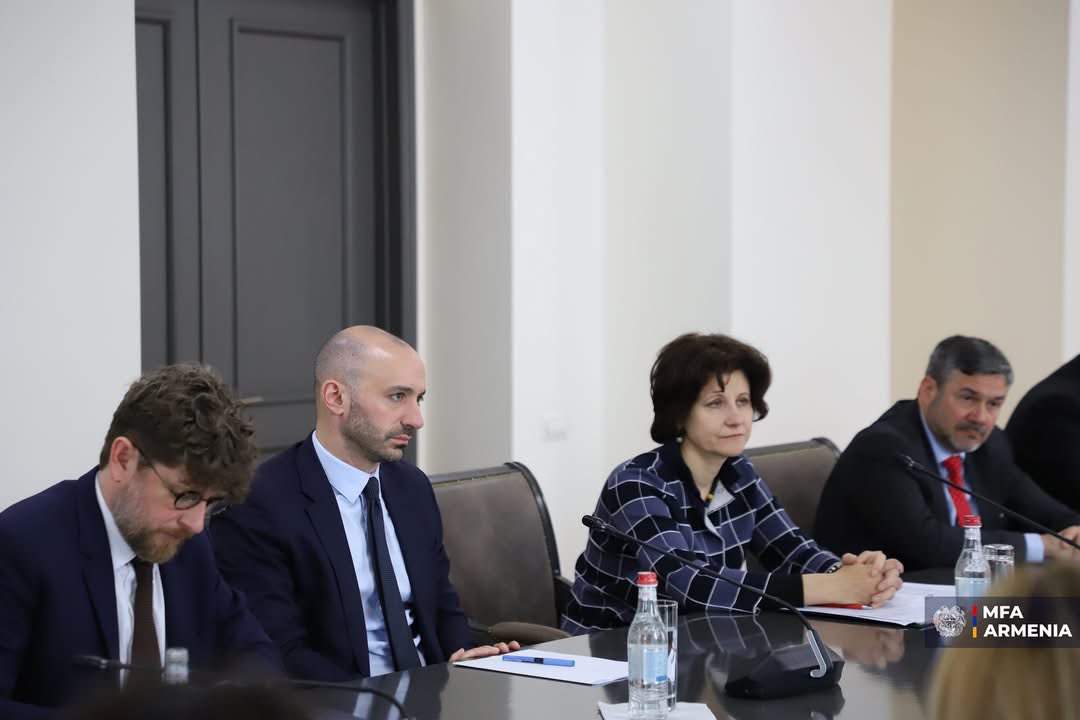 AudraPlepyte tweet media