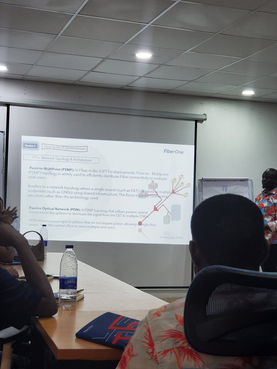 baba_tutideux's tweet photo. Day 06 at @FOBroadband was insightful.
Mr. Michael Adesanya taught us FTTx architecture and how fiber is distributed to homes and offices.
A great reminder that reliable connectivity is built on solid network design.
#FiberOne #FTTx #TechnicalTraining https://t.co/hsLEfVUBeb