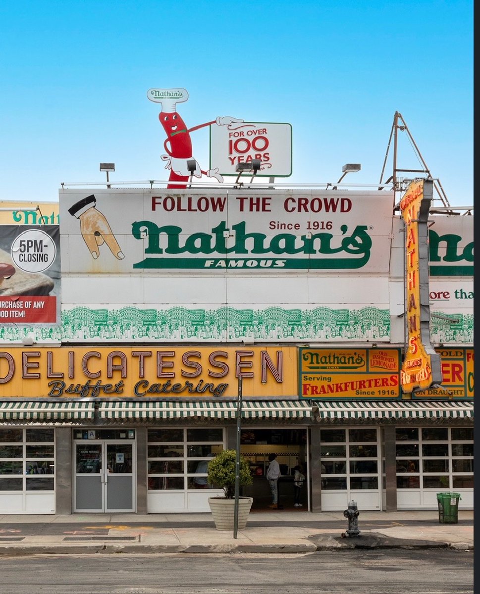 Nathan's Famous tweet media