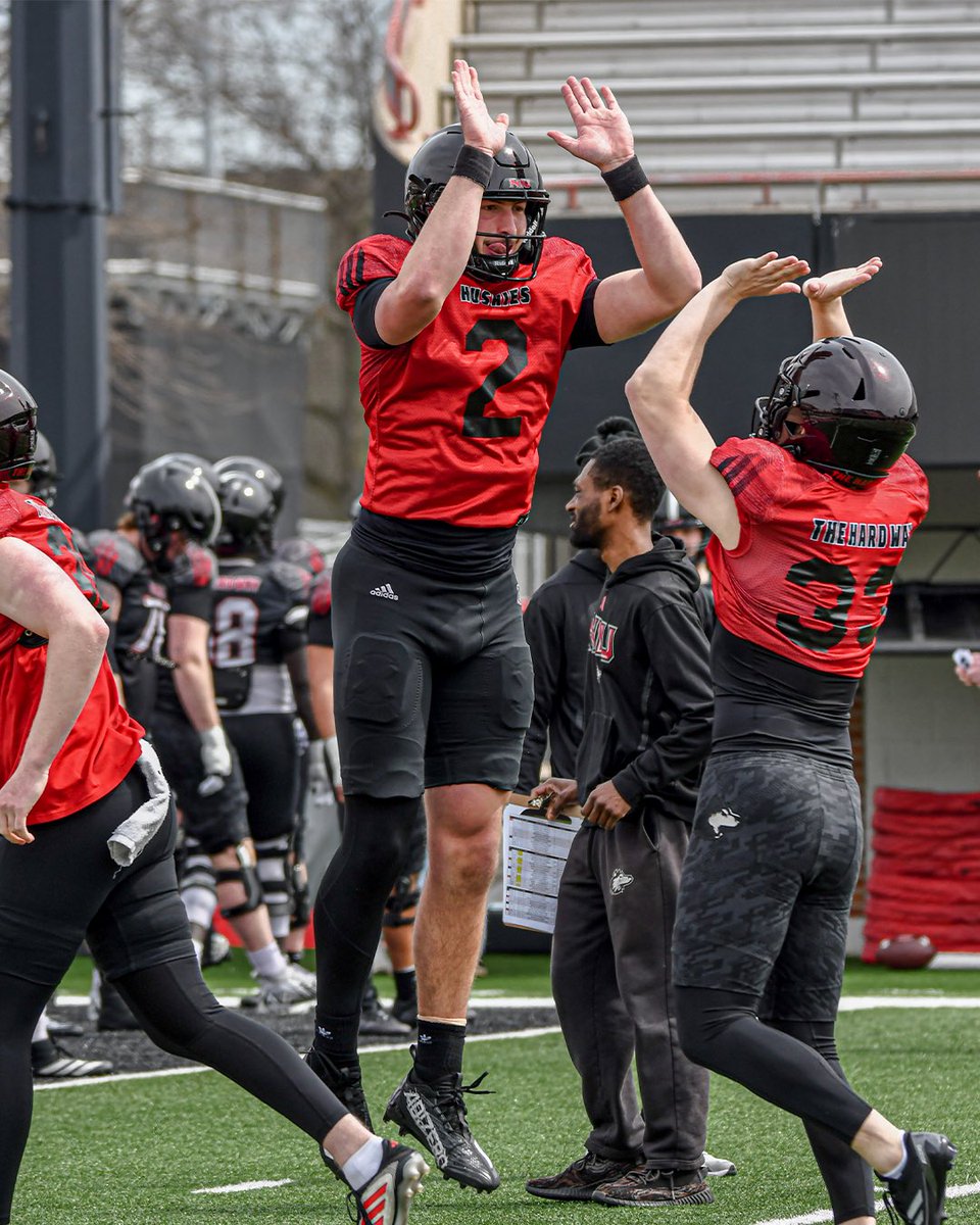 NIU_Football's tweet photo. Iron sharpens iron ⚔️ Strongest together

#USvsthem | #TheHardWay 🦴 https://t.co/4WO7LUgNgy