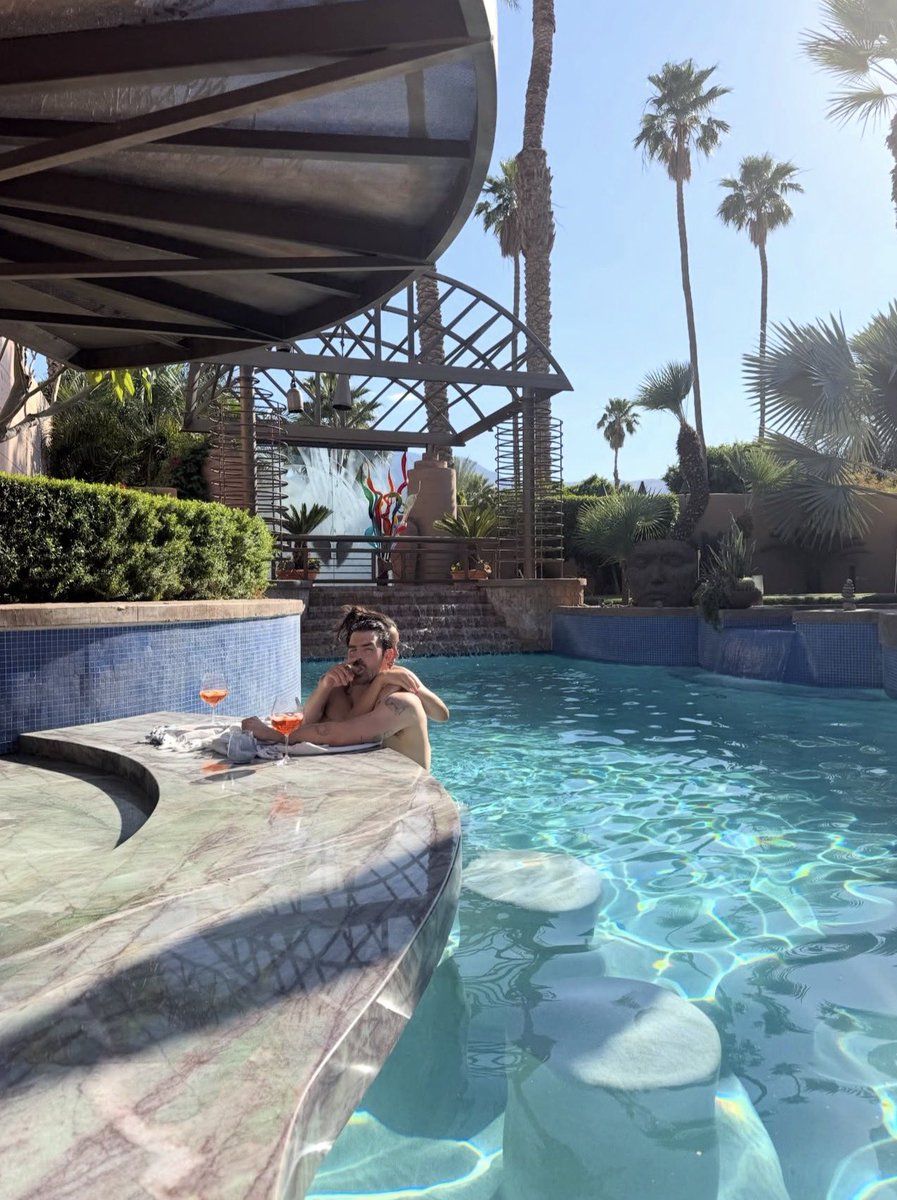 🌻 Katie 🌻 tweet media