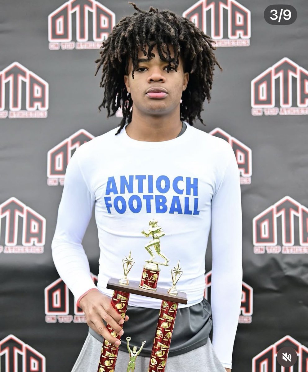 OnTopAthletics Inc📚🏈⚾️ tweet media