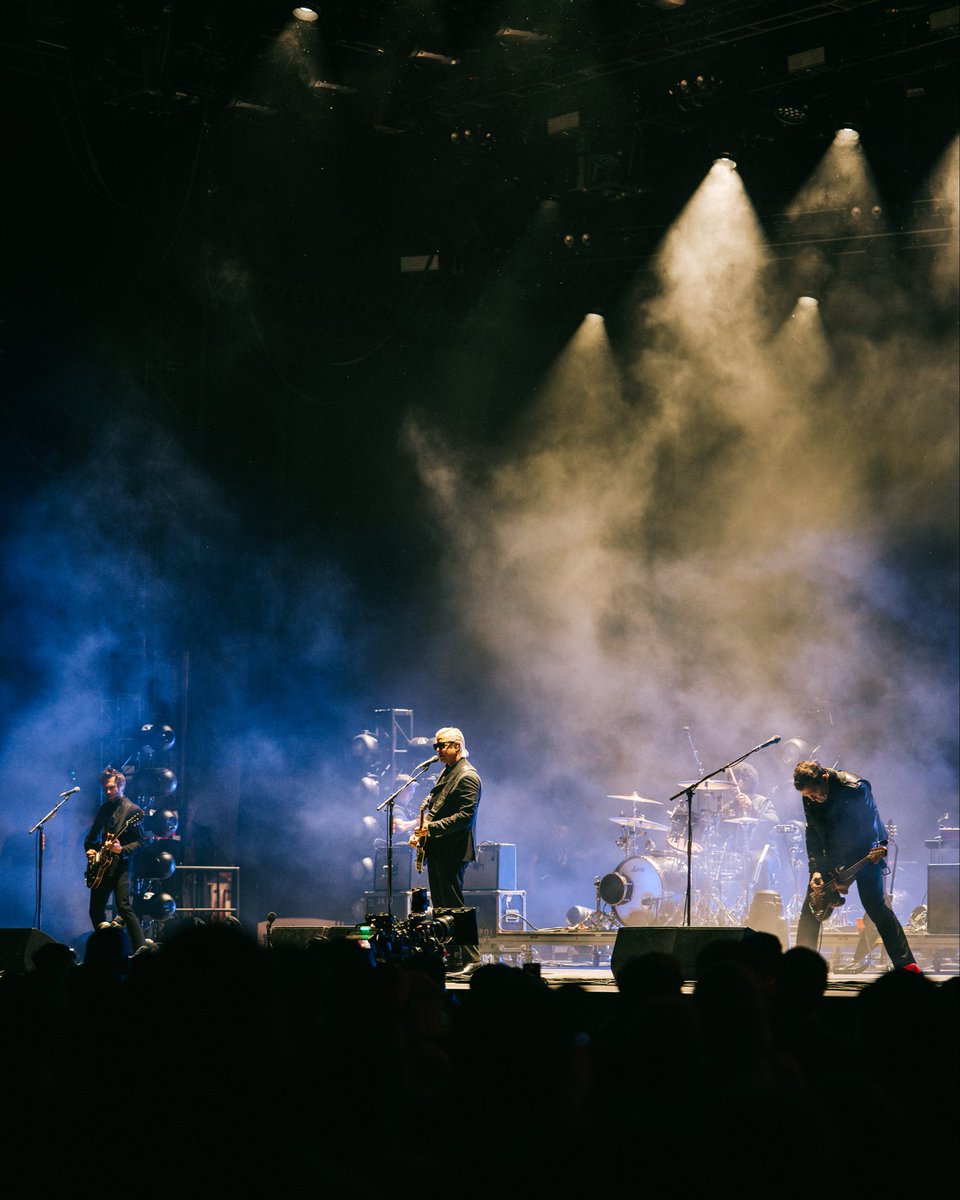 Interpol tweet media