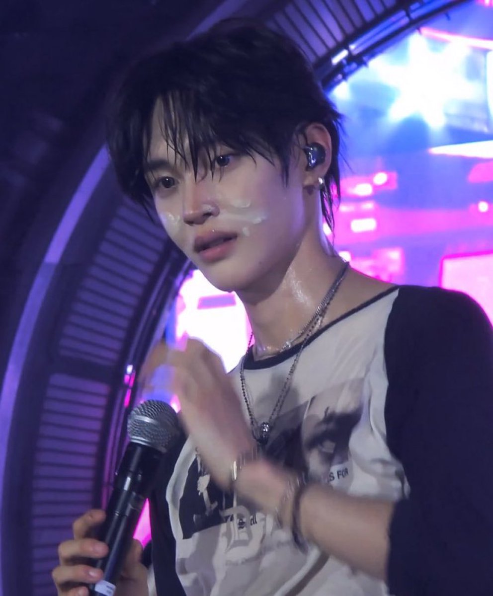 ขอบคุณที่มารดน้ำดำหัวยายจ๋านะลูก ..