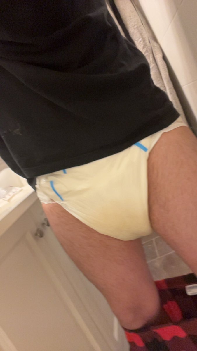 🍼thatbabyyjay🍼🌈 tweet media