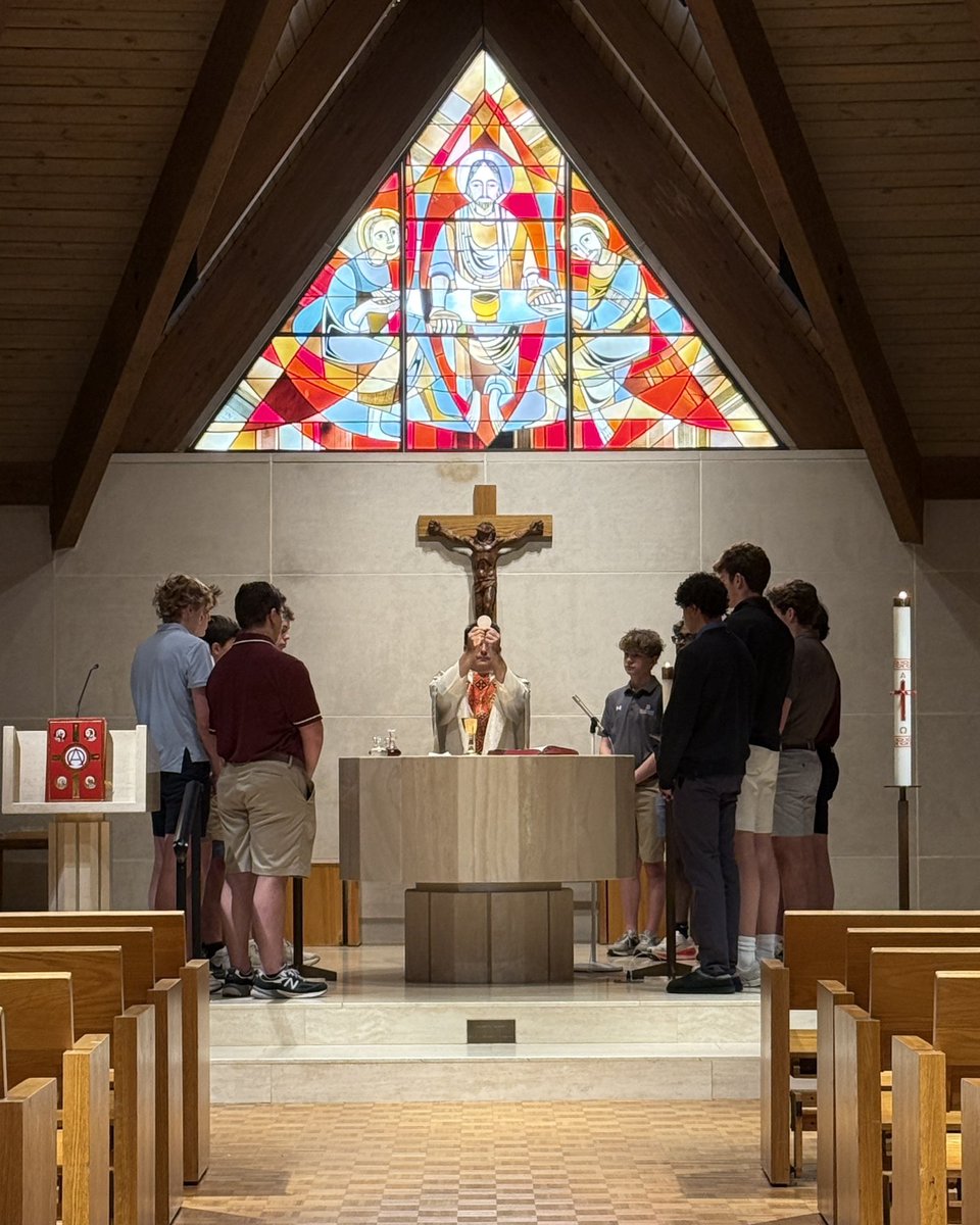 De Smet Campus Ministry tweet media