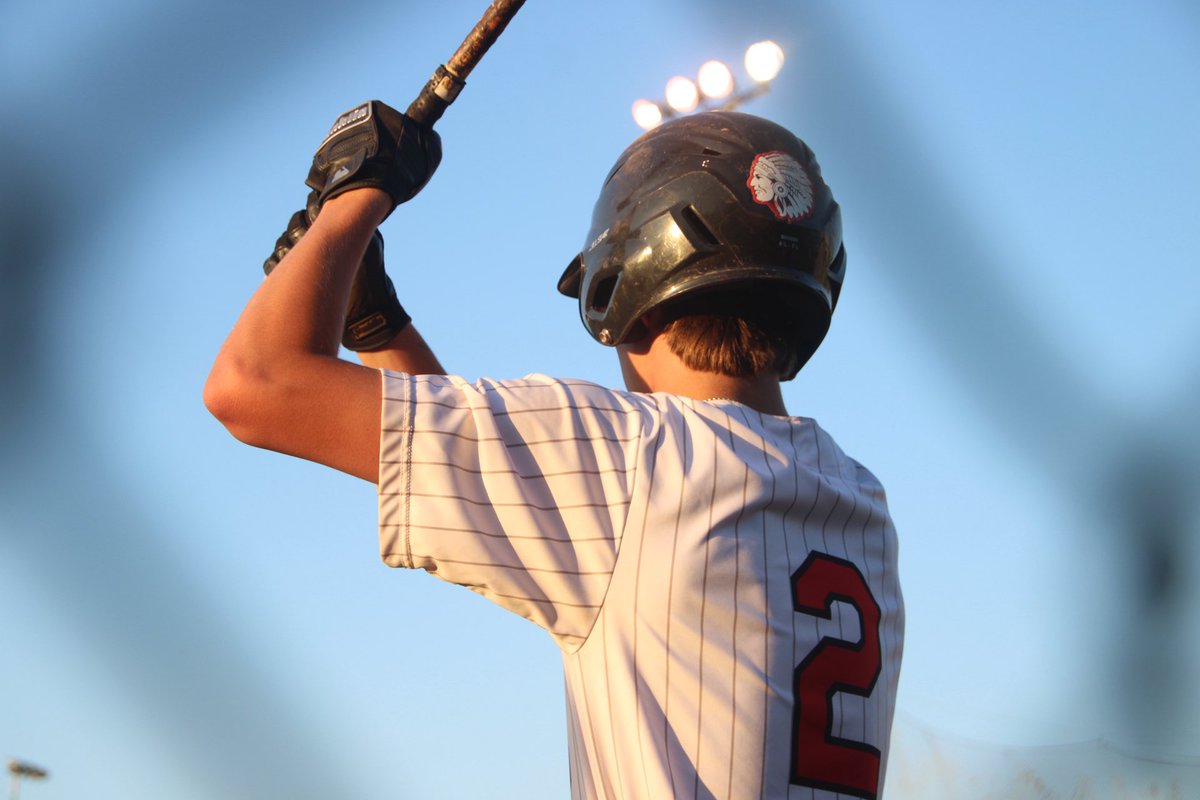 CKKilpatrick2's tweet photo. Senior Baseball night was bittersweet, but one of the funniest games I’ve ever played. I am thankful for teammates that still truly love the game and coaches that remind us it’s all about having fun! 

#seniornight
#nohitter
#uncommitted

@BUncommitted @BaseballPilots @BallCoachHP @RecruitsAlabama