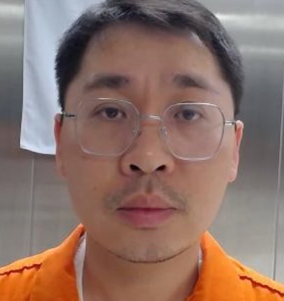 helen_maga99's tweet image. 🚨 印第安纳大学再次爆出重大丑闻！
上个月，该校的“穆斯林慈善倡议”被曝光，支持了一个长期向哈马斯输送资金的虚假慈善机构。
今天，美国司法部又宣布了另一个严重事件：
一名来自中国的32岁“学生”——项有煌，在印第安纳大学走私生物武器！