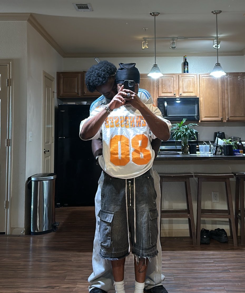 REISBABYBOI tweet media