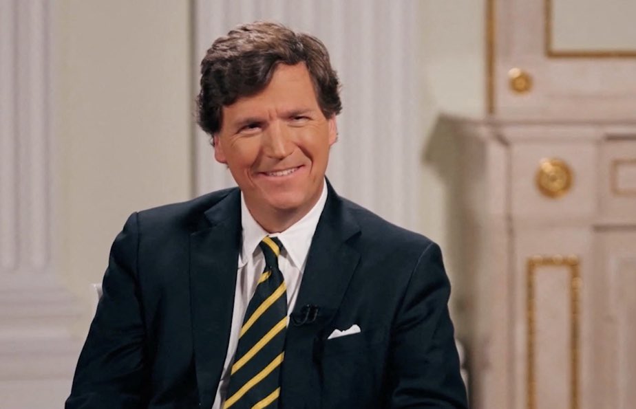 BrokeSource's tweet photo. 🇺🇸✝️☪️ Tucker Carlson : « Les médias et nos dirigeants ne veulent pas que ça se sache, mais les musulmans aiment profondément Jésus. » https://t.co/xFUFrvZdtF