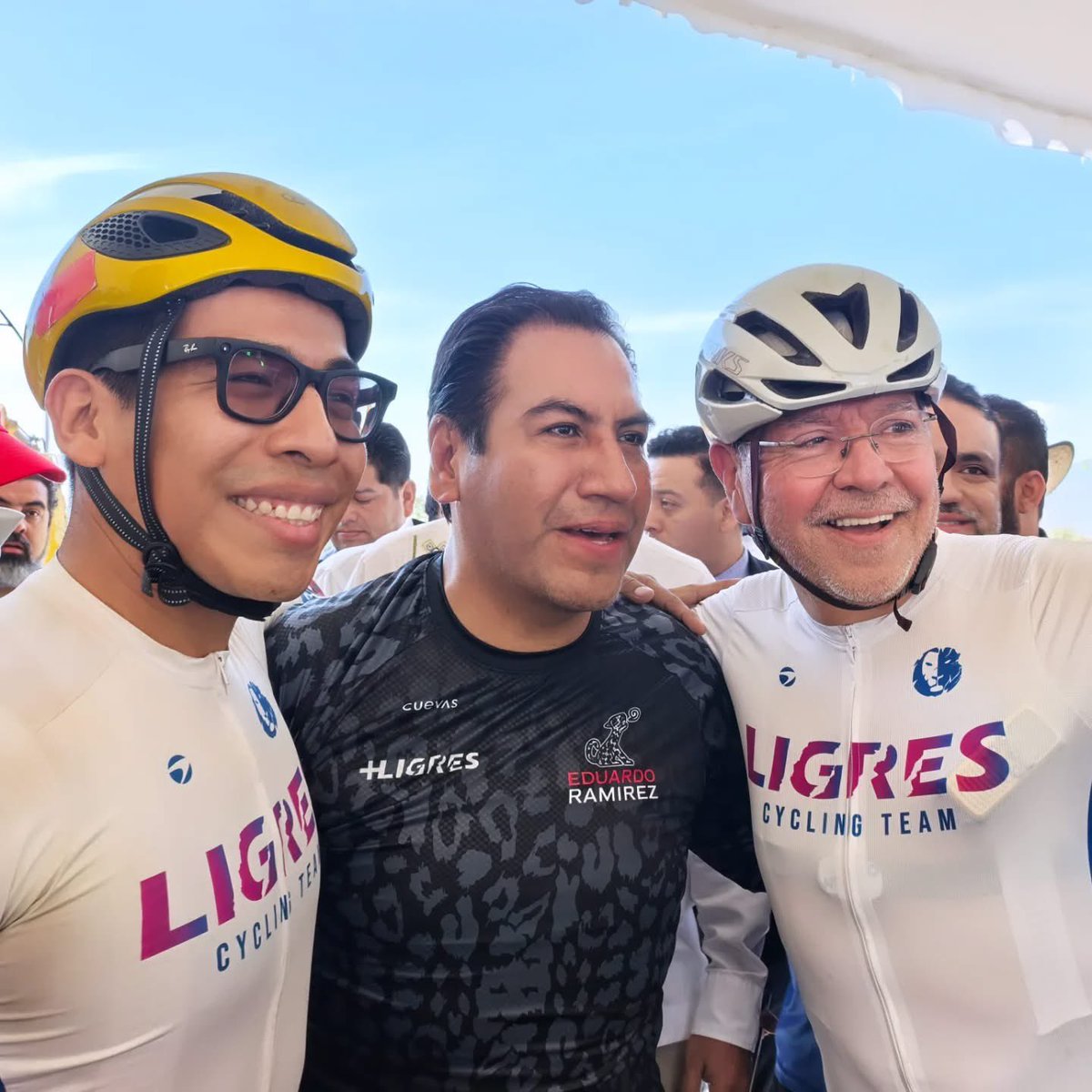 facebook.com/share/p/1EyqUb…
#LaCicloviaVa