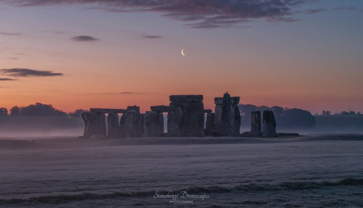 Stonehenge U.K tweet media