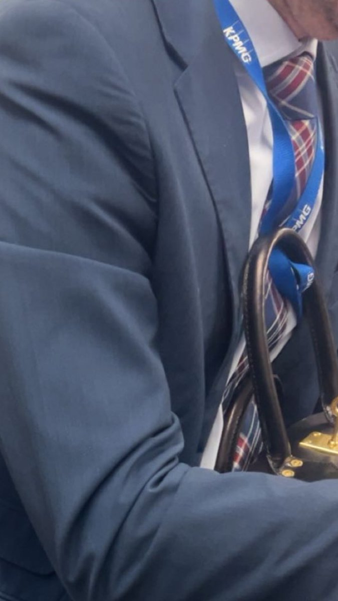 lne945's tweet image. J’en ai vu des prouveurs dans ma vie mais alors lui