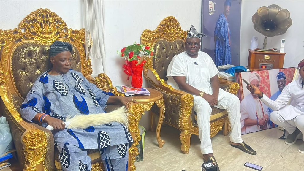 Hon. Jesugbemi tweet media