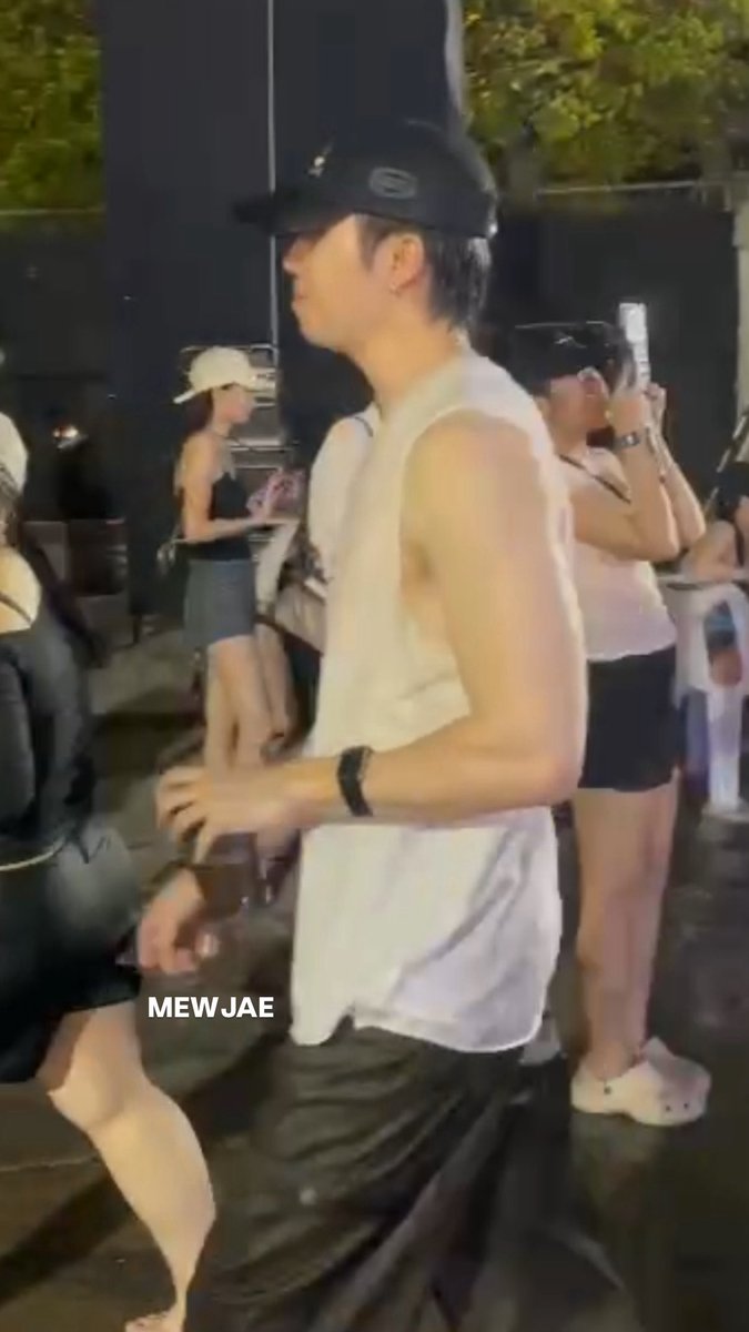 มิวแจ แม่เก่าของพึกพึก 🕸️ tweet media