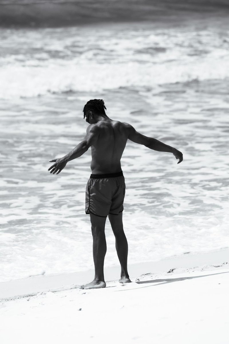 Lucky Daye tweet media