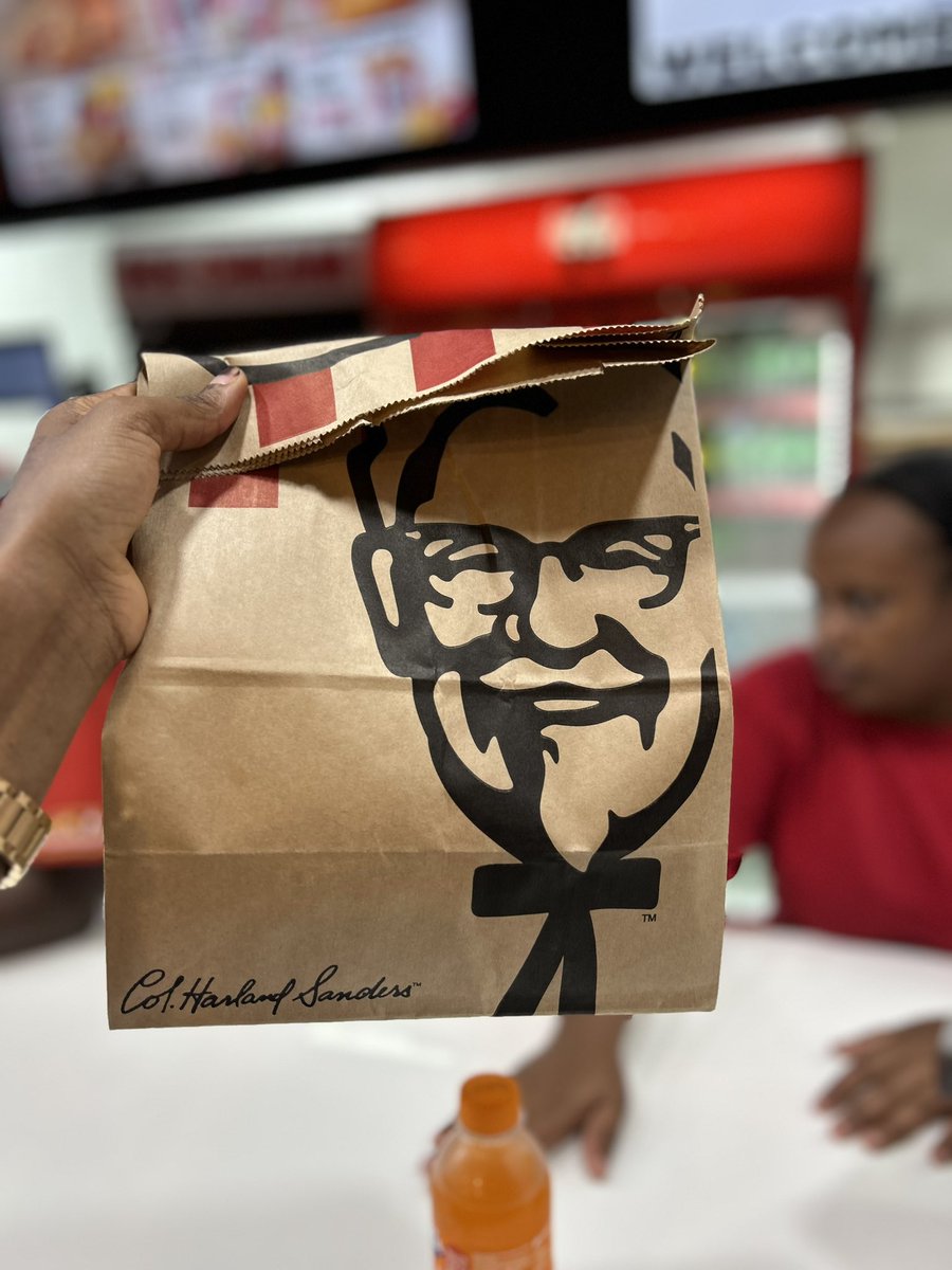 Lucky Munah🧕💜 tweet media