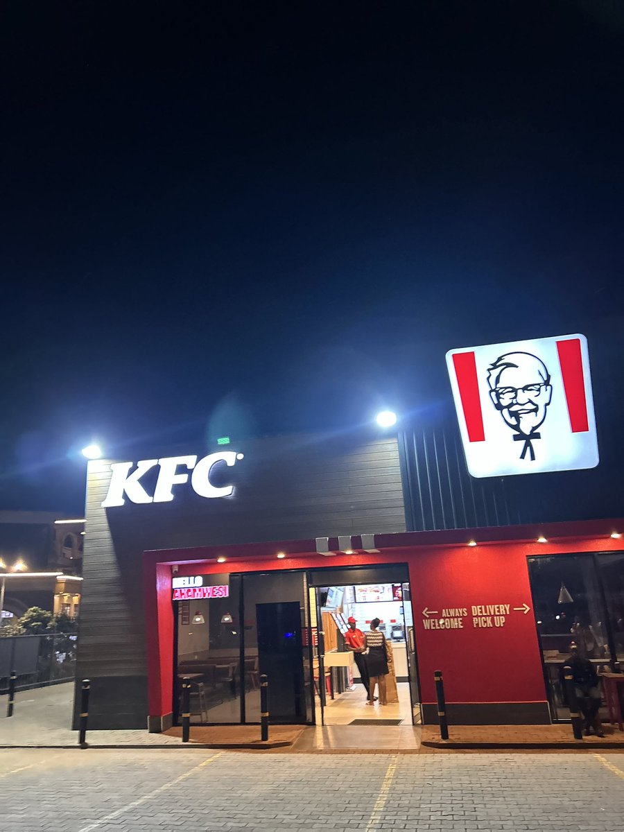 Lucky Munah🧕💜 tweet media