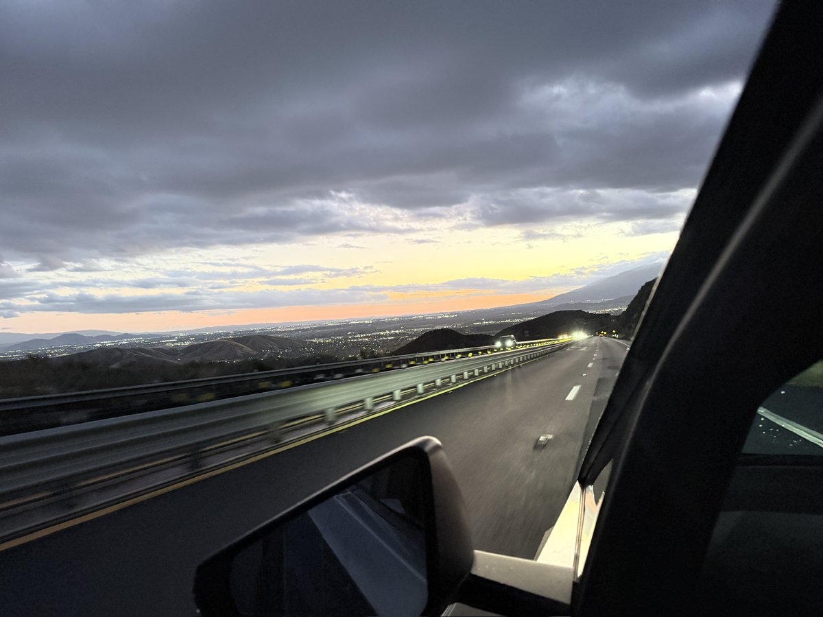 Tyler6408's tweet photo. @Tesla @Cybertruck and FSD really allow me to take in all the best views!! Thank you @elonmusk for making truly one of the best vehicles! It was a great drive to clear my head. https://t.co/nBppZve07a