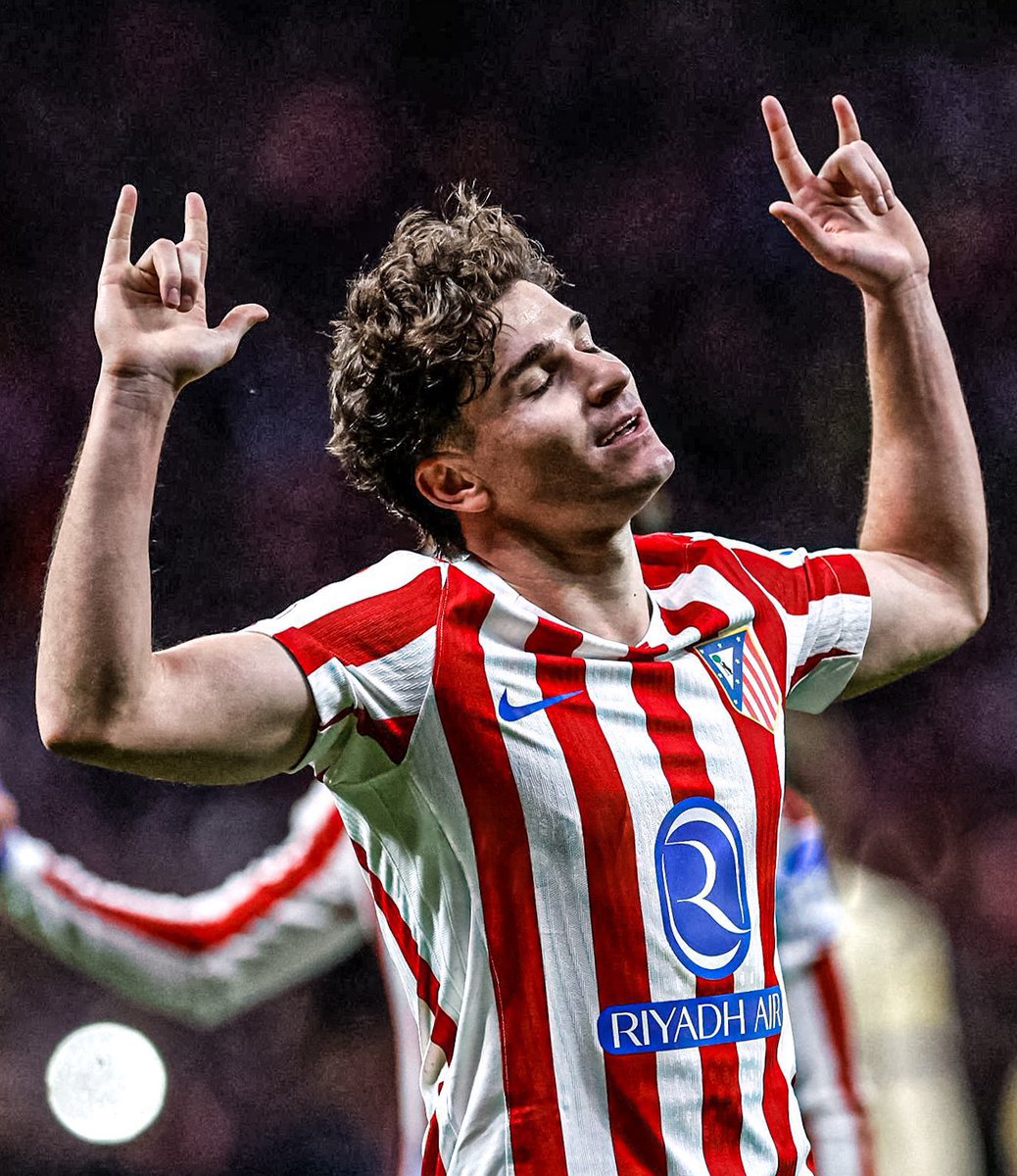 Objetivoatleti's tweet image. 🚨💣 ÚLTIMA HORA: ¡El 11 inicial del Atlético de Madrid en el Metropolitano! 

Musso

Molina - Le Normand - Lenglet - Ruggeri

Giuliano - Llorente - Koke - Lookman

Julián - Griezmann