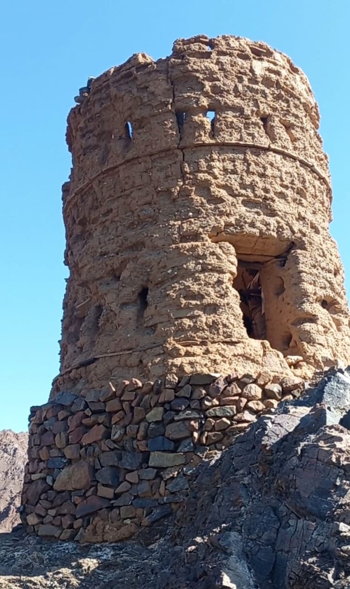 BAlhawsani24875's tweet photo. برج سوري بوادي الحواسنة ولاية الخابورة https://t.co/9yzAZEDovs
