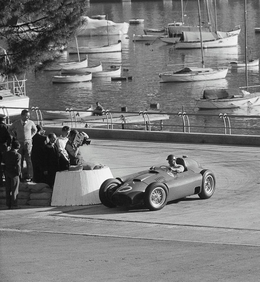Rinoire's tweet image. #OldSchoolRacing
Monaco GP 1956
#Ferrari D50
Eugenio Castellotti / Juan Manuel Fangio
Fourth position