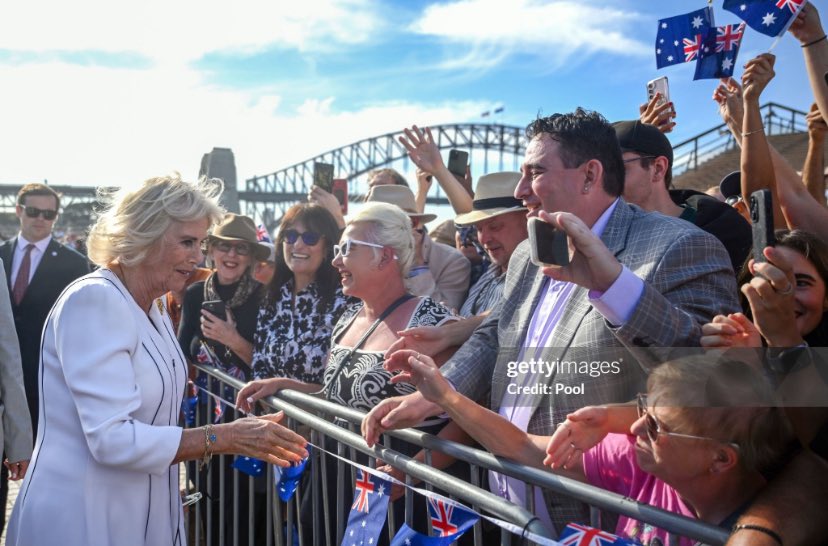 g3mmava1entin3's tweet image. This is what a successful royal visit looks like in Australia 🔥🔥🫡🫡
#KingCharlesIII 
#QueenCamilla 
#Australia