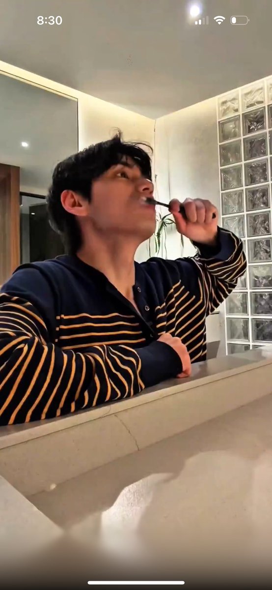 ꪜoltron 非 tweet media