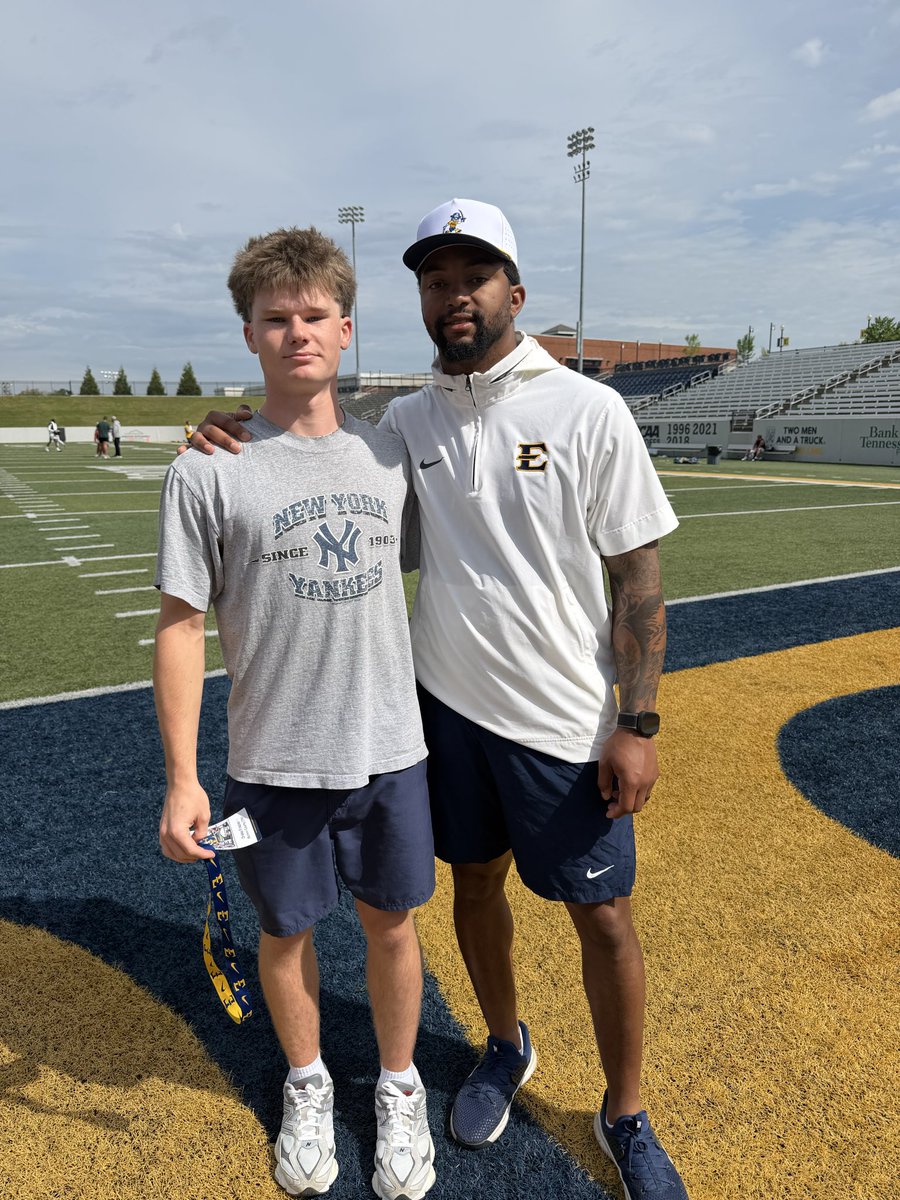 DrakeFrazier02's tweet photo. Great time at @ETSUFootball thank you to @Coach_Colant15 for having me down and meeting the coaches https://t.co/BcpYIUePfG