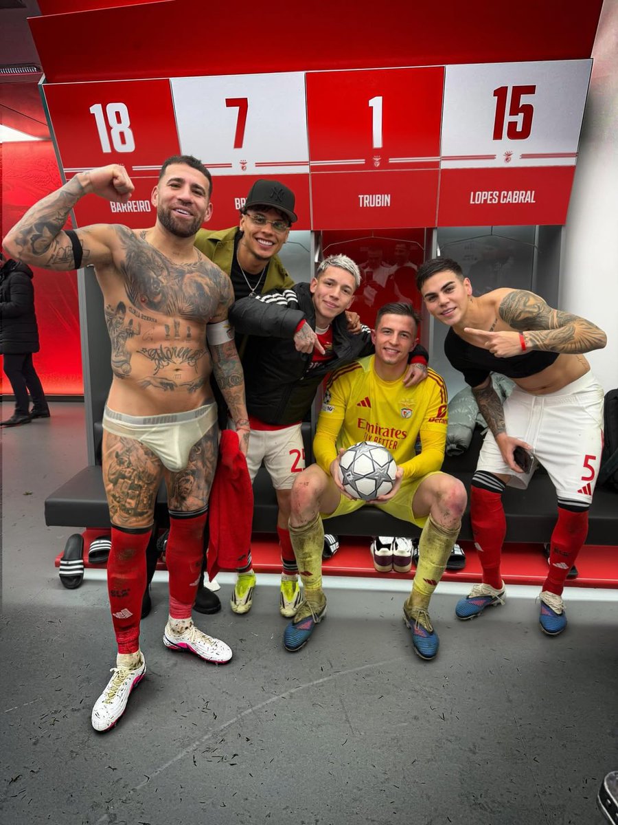 fakesfutbol tweet media