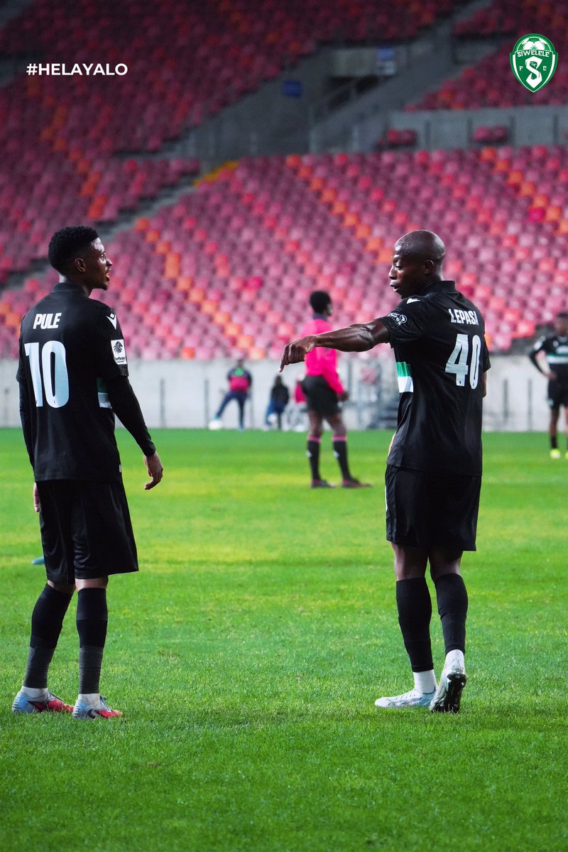 Zakhelelepasa tweet media