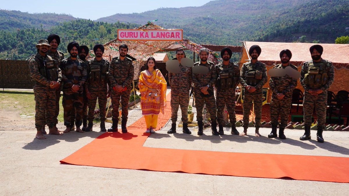 Samreen Khan tweet media