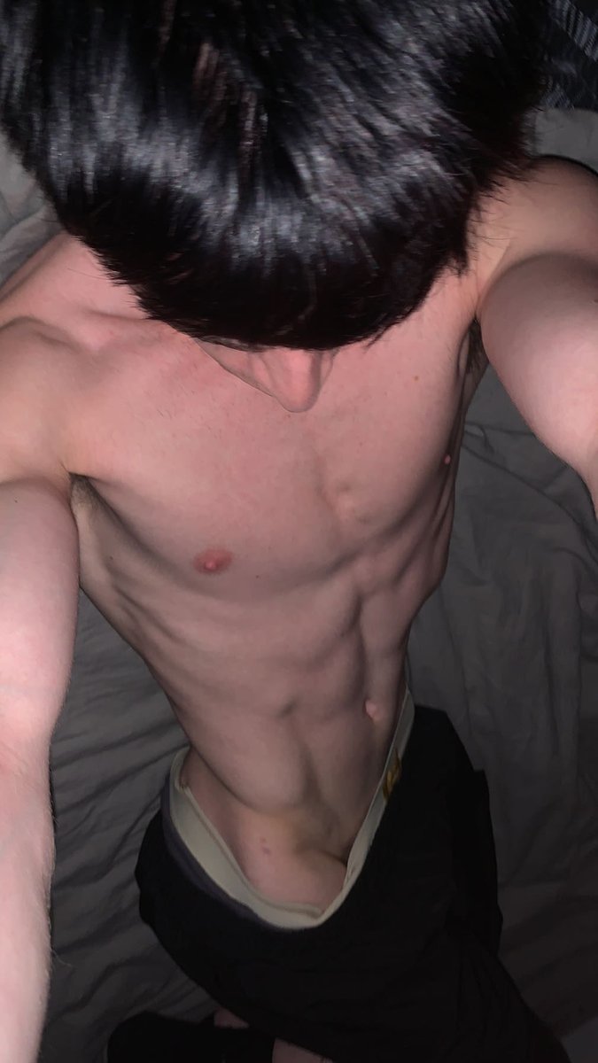 Goon4l1fe's tweet photo. Wishing someone was here to do as they wish to me.. #twink #gay https://t.co/zaHsb4OIaL
