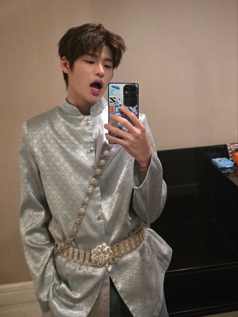 noodle lee tweet media