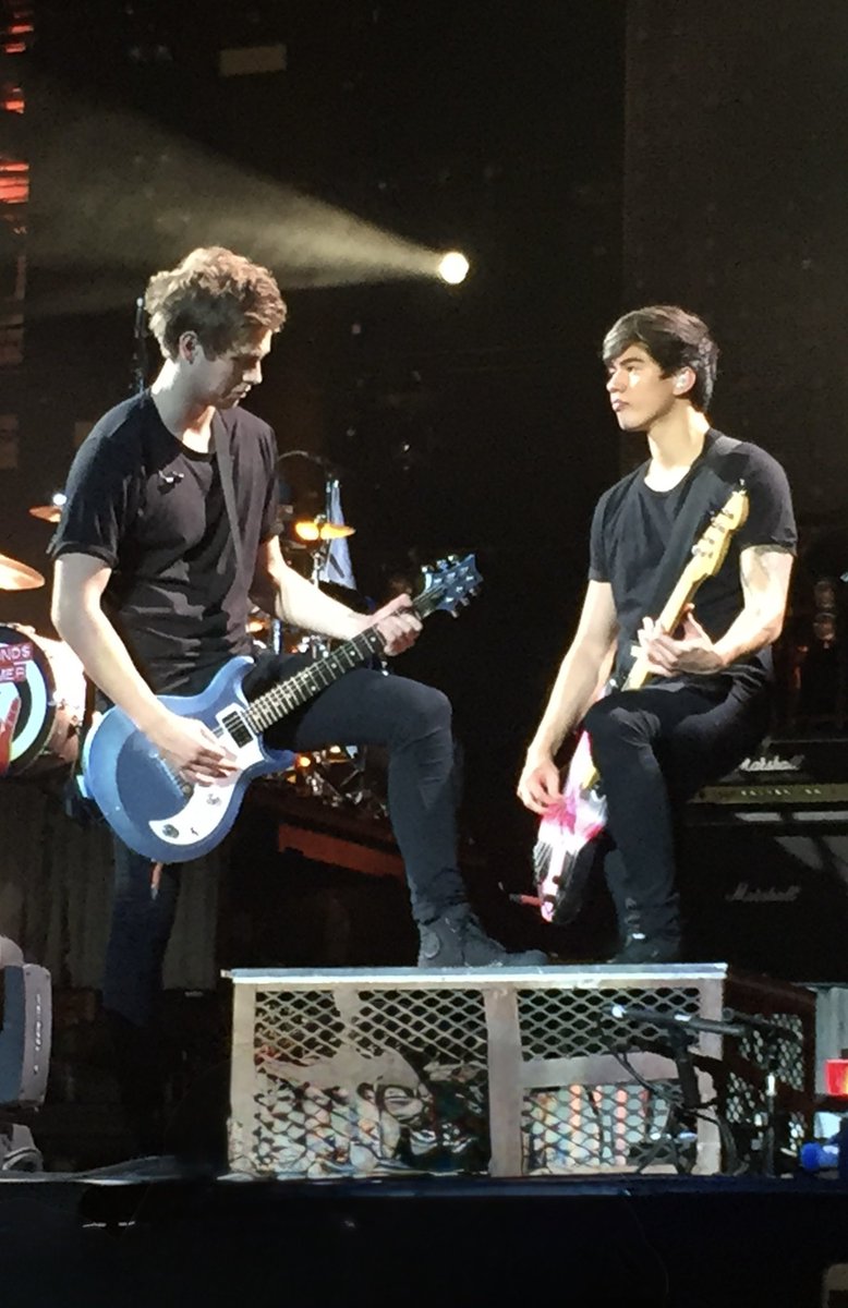 alina // ln1 tweet media