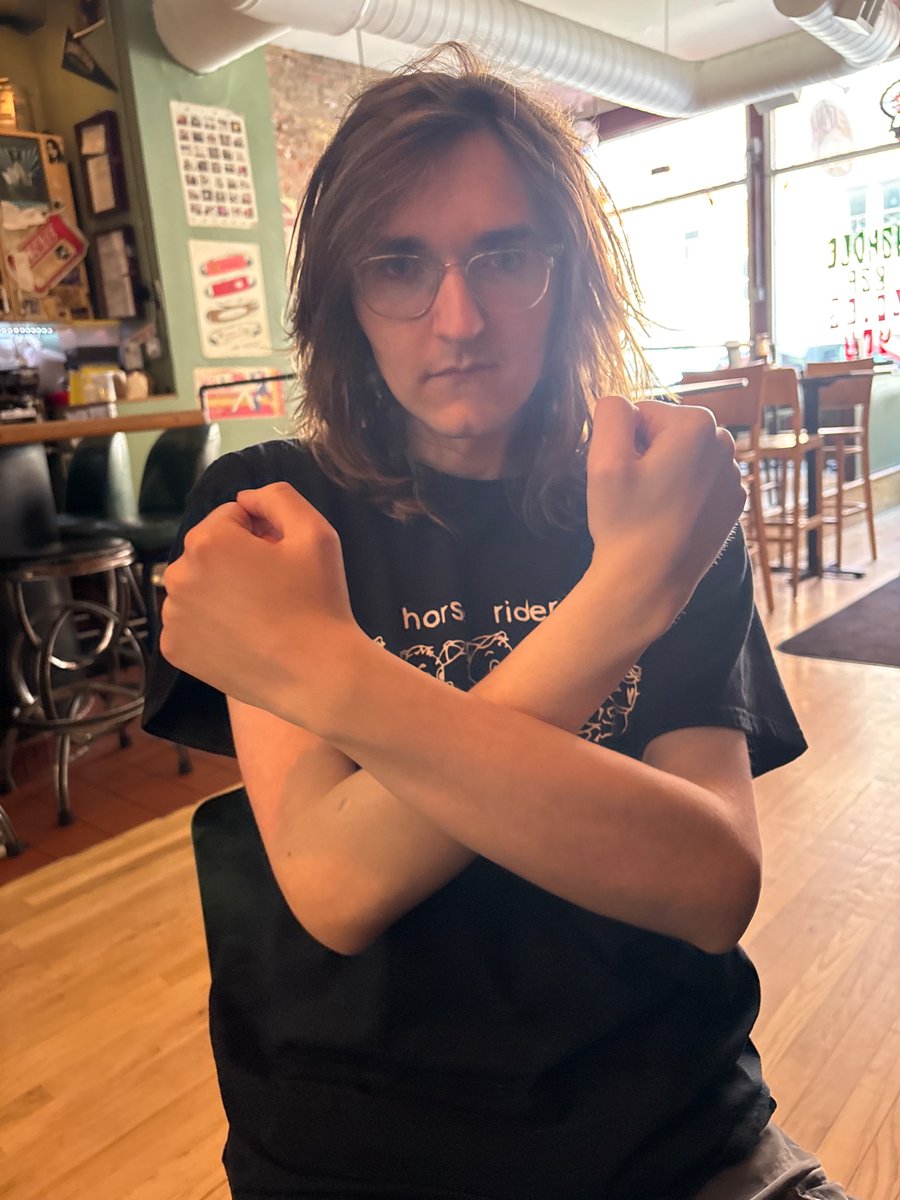 sputnik sweetheart tweet media