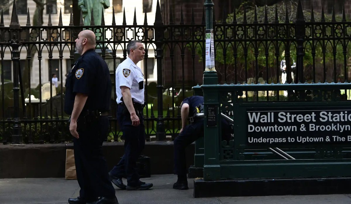 amNewYork™ tweet media