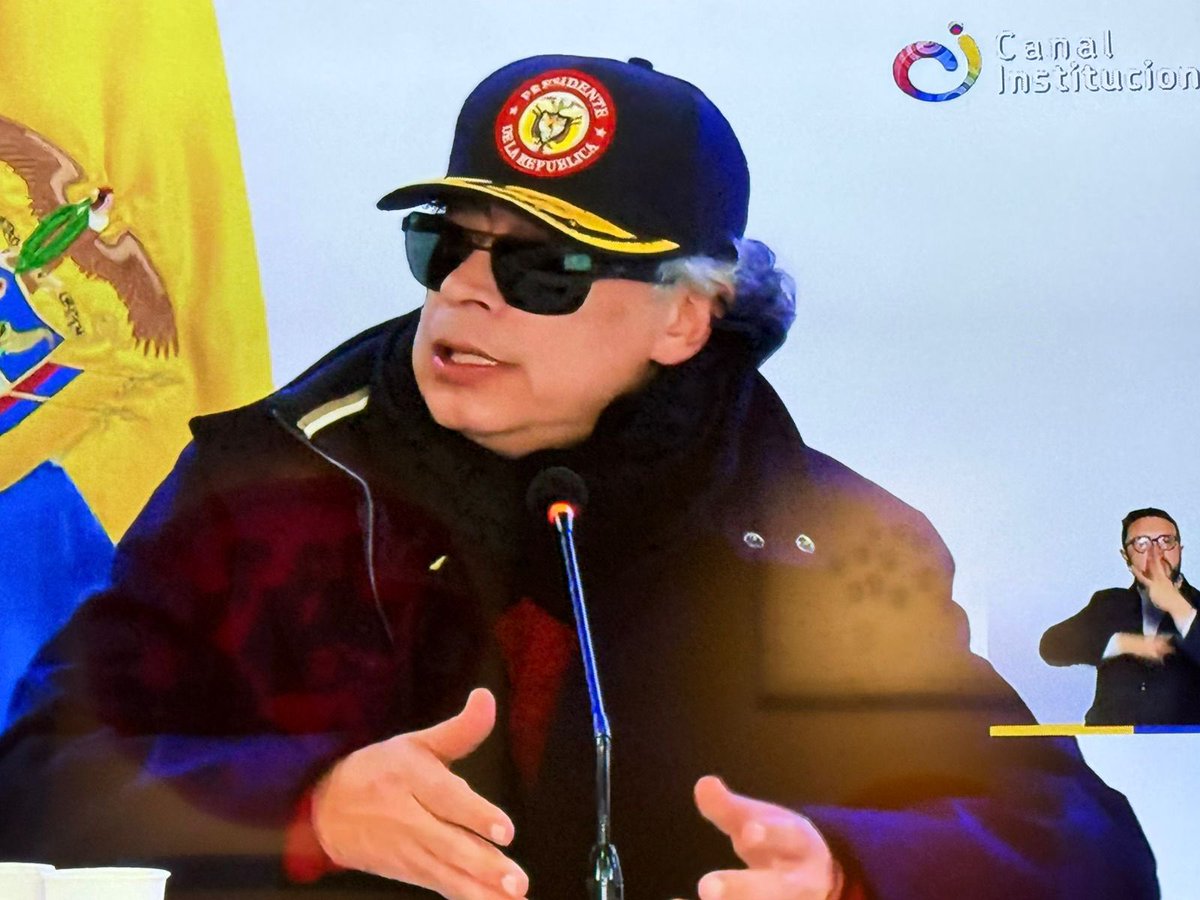 Daniel Samper Ospina tweet media