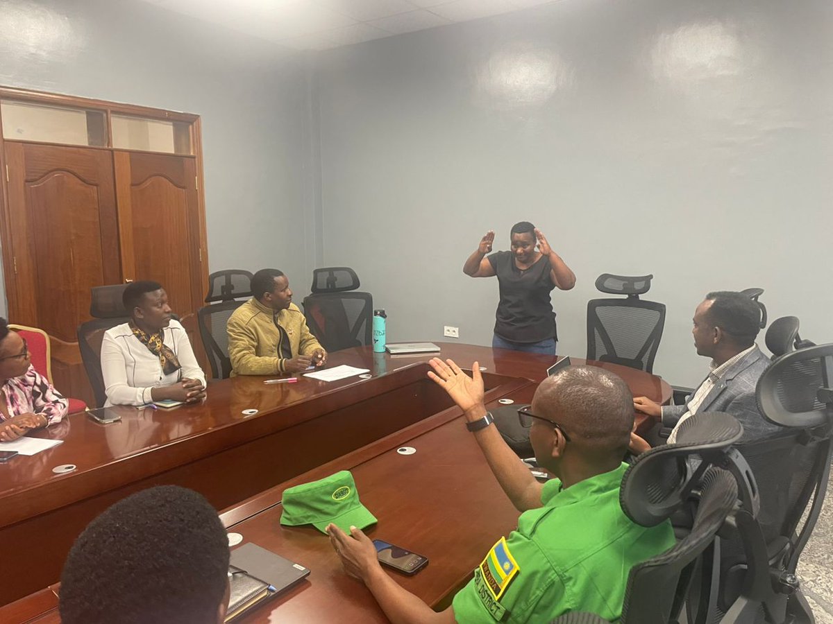 rnudeaf's tweet photo. Burera District, The official launch of Sign Language training for 25 district staff was held, aiming to improve service delivery for people with hearing and speech impairments.

 A strong step toward inclusive services!

@Inclusion @BureraDistrict https://t.co/7MkyLuSUTM