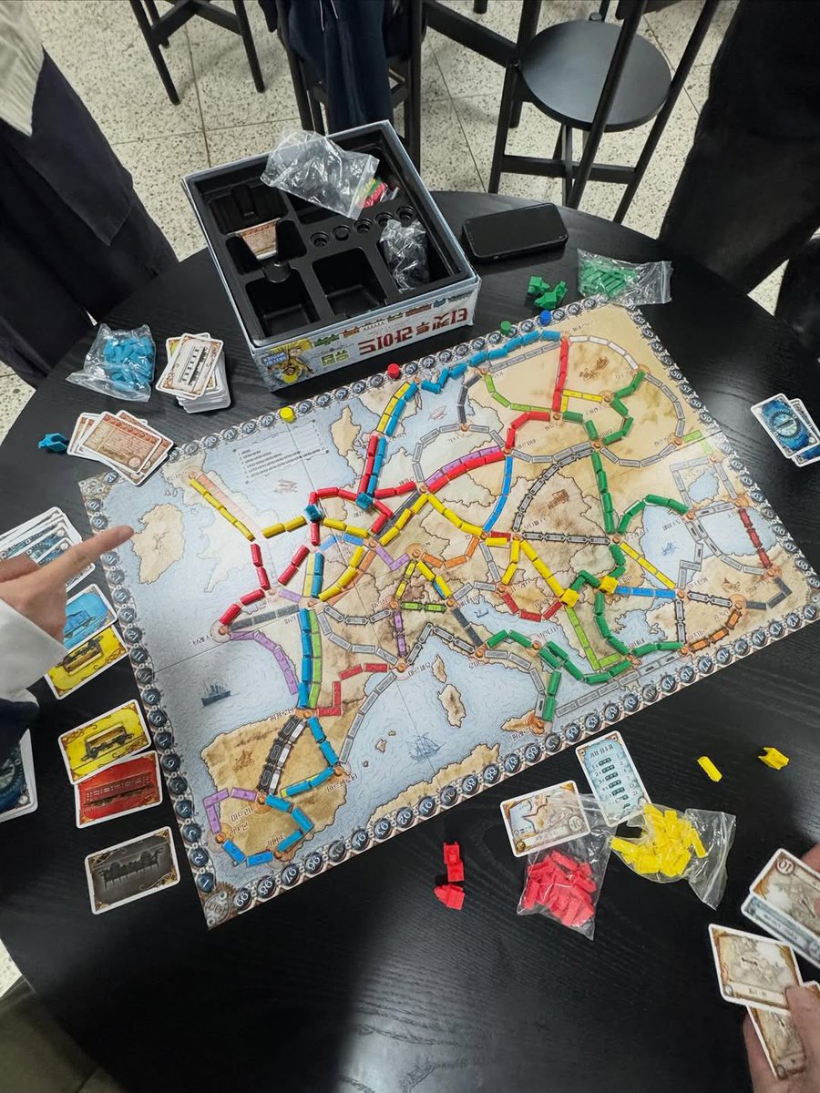 charisma tweet media