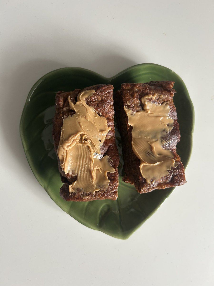 sunnybunxo's tweet image. wieiad

✮⋆˙banana bread with biscoff spread (400)

✮⋆˙sweet buns with vanilla custard and chocolate (345)

✮⋆˙cheesy gnocchi with chicken (652)

✮⋆˙salted carmel ice cream, mimolette and a piece of kinder chocolate  (261)

1658c, 121p