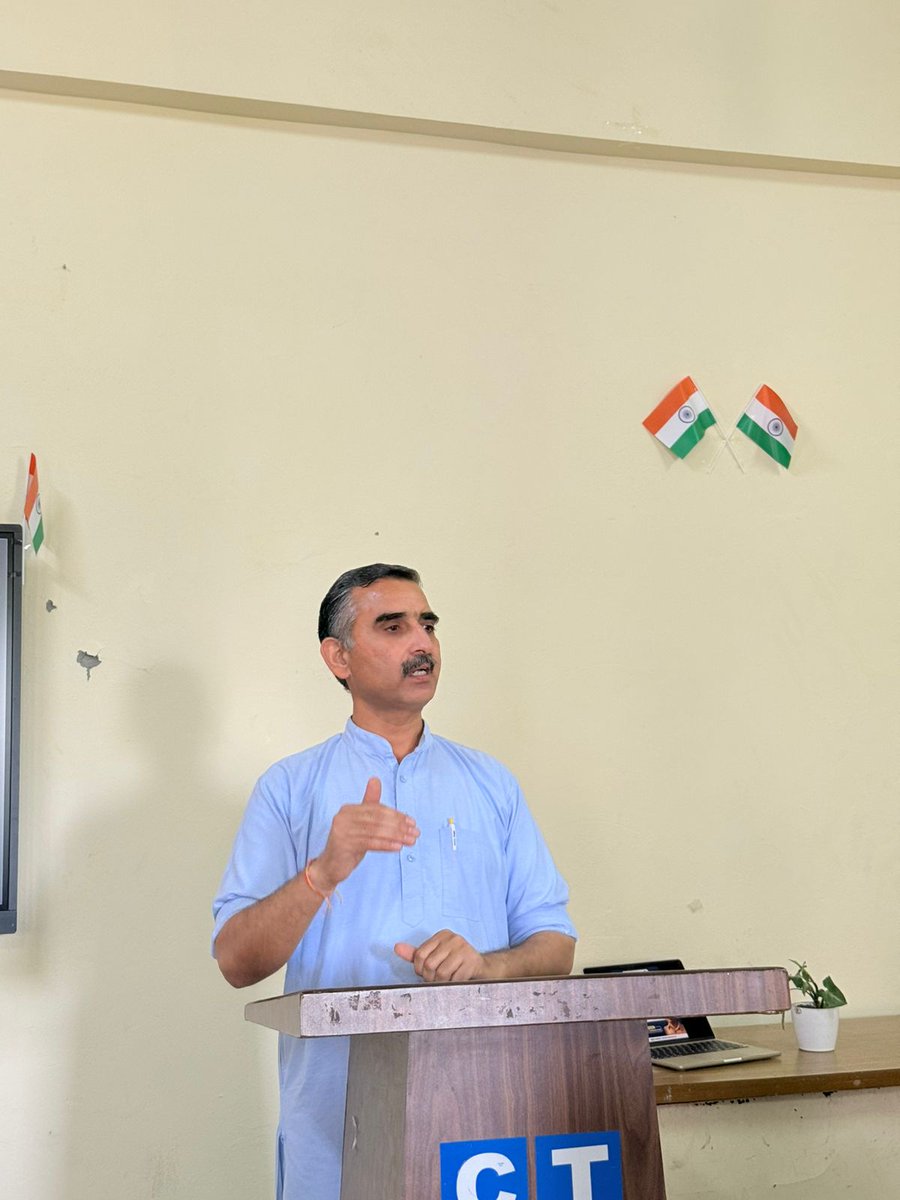 bvvm281212886's tweet photo. Bhagat Singh Vivekanand Vichar Manch organised a seminar on Bhartiya Civilisational Ethos and Contemporary Challenges
by Er. Shashank (BVVM State Patron) at CITI College Maqsudan Campus Jalandhar . https://t.co/XxJcPwy9UC