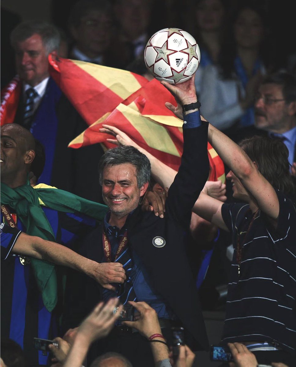 Inter 2010 x UCL Star Ball ✨