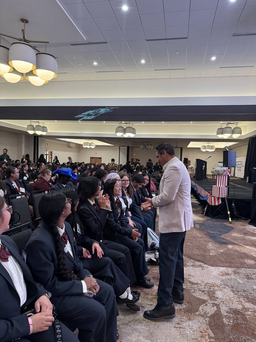 LtGovMorales's tweet image. The 50th annual @NMHOSA Conference was a great weekend of celebration. #NMHOSA promotes leadership &amp;amp; technical health occupation skills via motivational programs &amp;amp; recognition opportunities, key to Health Science Education. Thanks to volunteers, sponsors &amp;amp; educators. #IAMNMCTSO