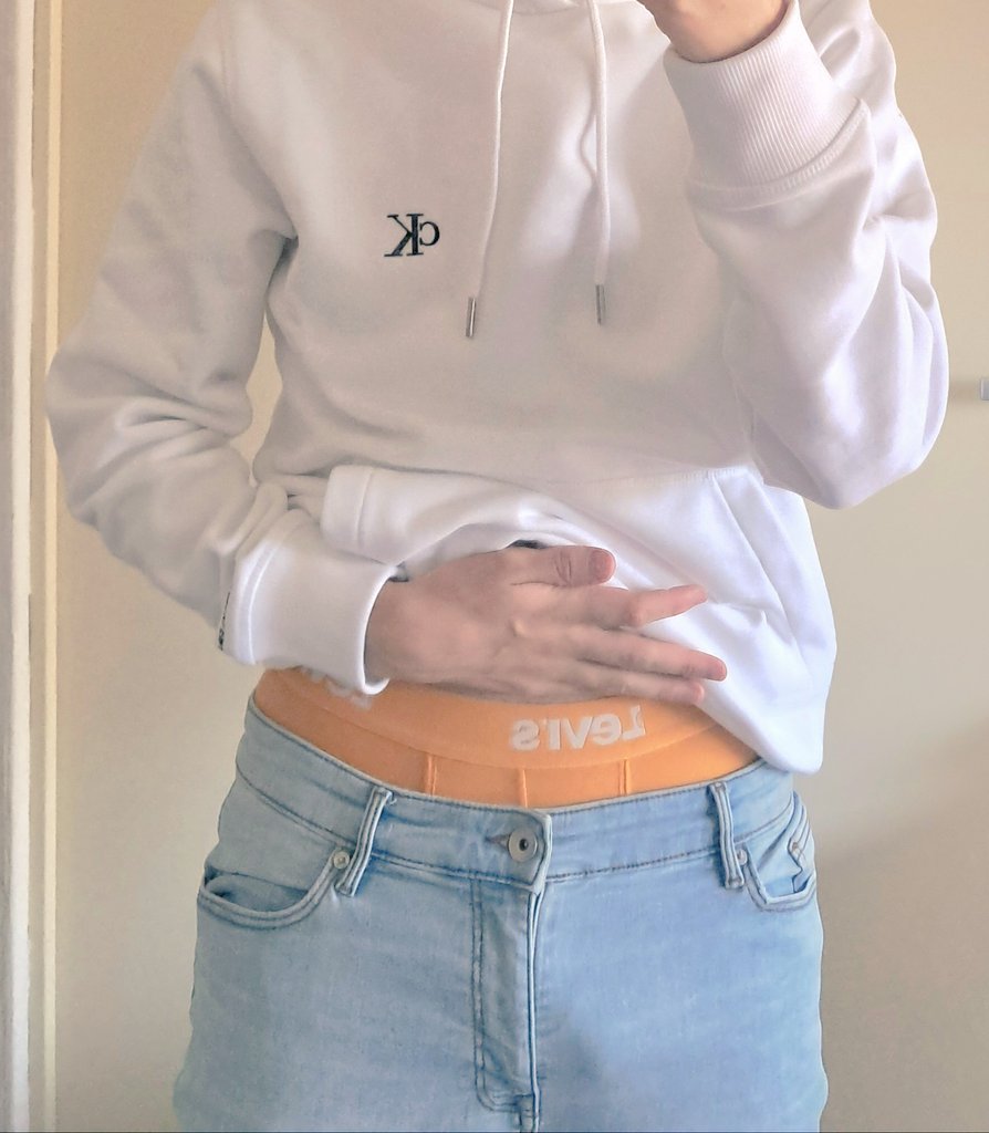 wettingboy87985's tweet photo. Sagging in my Levi's 😋
#sagging #sagger #gaydutch #twink https://t.co/YqvUlLiUEZ
