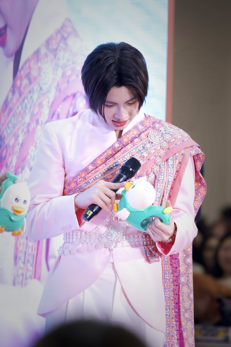 ᴬᴾᴵᴵ 💐 tweet media